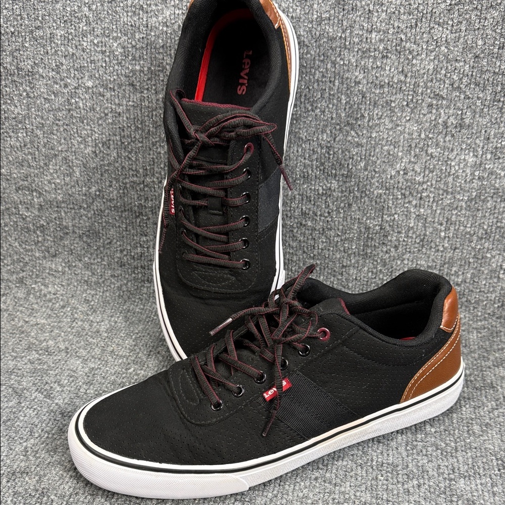 Levi's Miles Men’s Black Canvas Sneakers Brown Leather Heel Accent Size 10.5